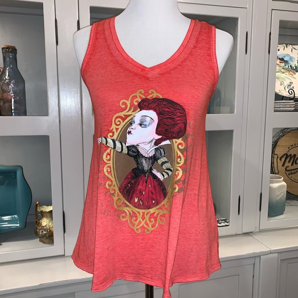 Disney Queen of Hearts V-neck Tank Top Sz XS (Wms sz 4-6) NWOT